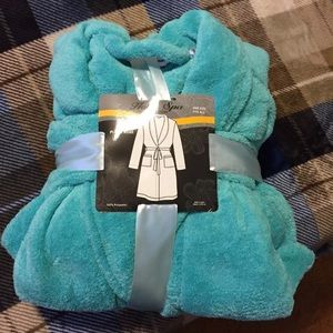 Hotel Spa Collection Plush Robe